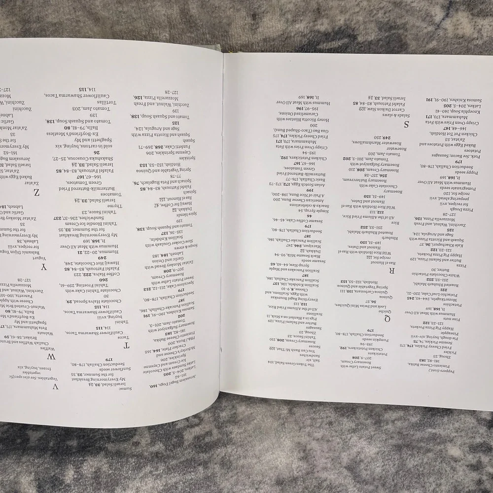 Molly‎ Yeh Molly on the Range Cookbook Hardcover Recipes Stories My Name is Yeh